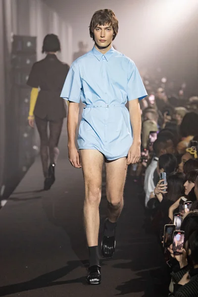 Look 34